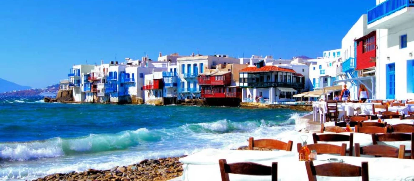  «Φαρμακερή» ανακοίνωση από τους επαγγελματίες της Μυκόνου: Άλλα είχε πει ο πρωθυπουργός άλλα έκανε ο Χαρδαλιάς